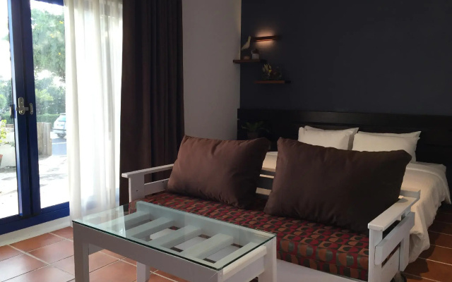 Relaxury Beach House