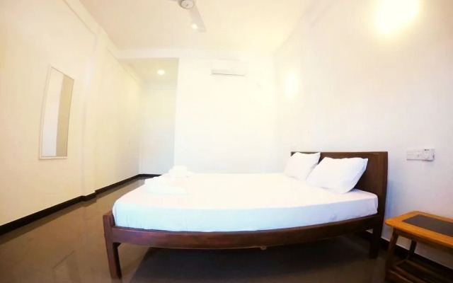 Guitar Bay Arugambay