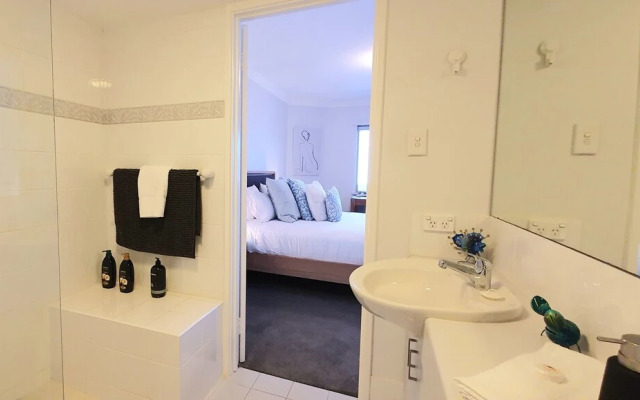 Sandcastles Luxury Retreat Apartment