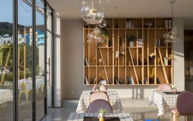 Yi Home Hostel