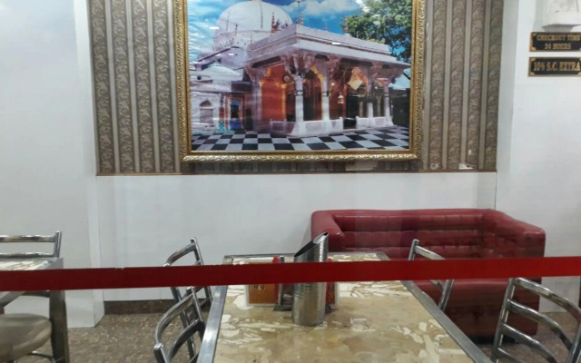 Hotel Masoom by OYO