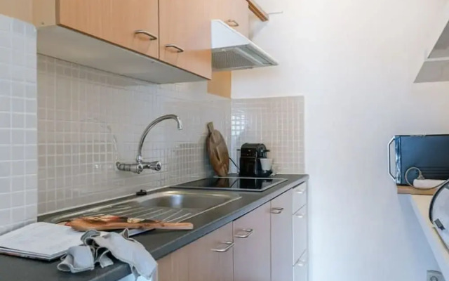 Pleasant Apartment With Frontal sea View