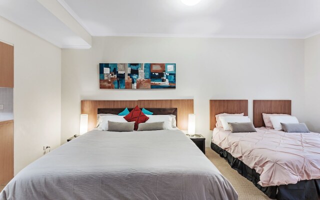 Zenith Studio Unit 3, 10 Messines Street