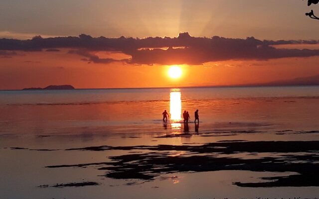 Tropicasa Siquijor