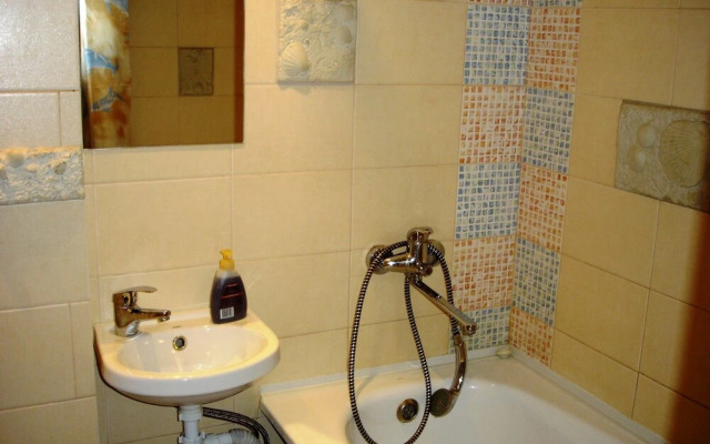 Apartment on Ordzhonikidze 42