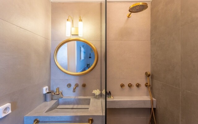 Camara Suites