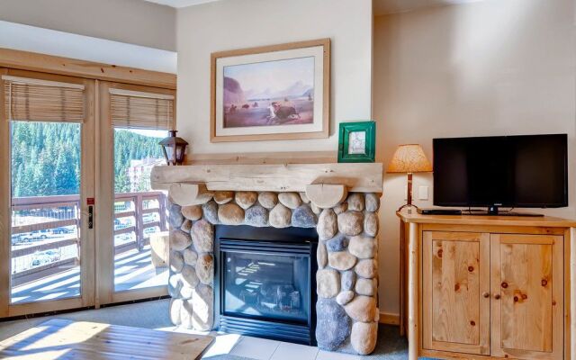 Tucker Mountain at Center Village by Copper Mountain Lodging