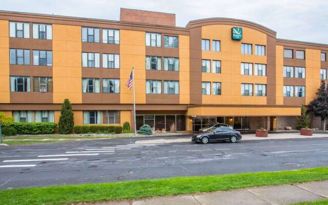 Quality Inn Massena