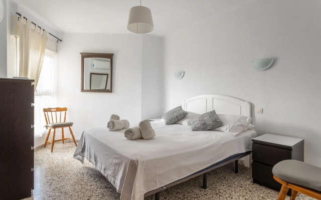 Bright and Spacious 2 Bed Apt