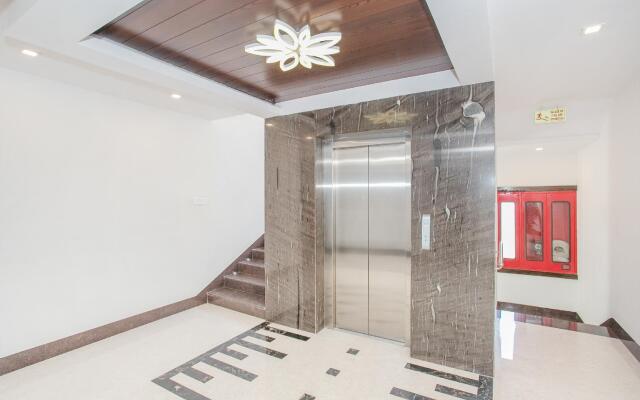 Capital O 6593 West Fort Hotel