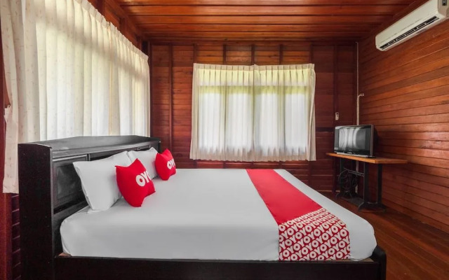 OYO 1143 Phet Luran Thai Resort Kohchang