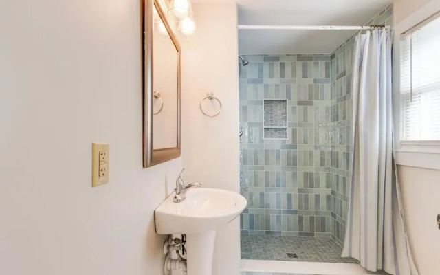 Maryland Gardens 19D