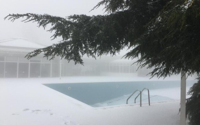 Ehden Country Club