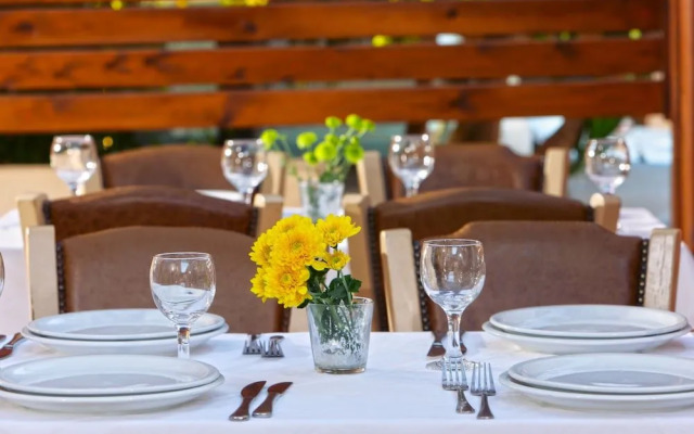 Cosman Hotel Apartments