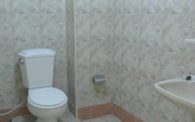 Chaopraya Garden Hotel