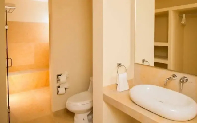 Spectacular Condo With Ocean View By SAMOTOGO Group