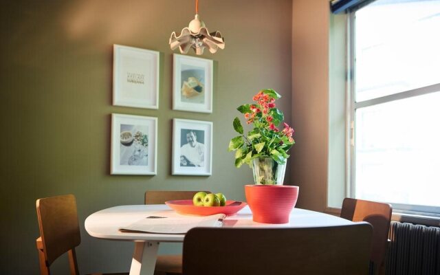 Legazpi Doce Rooms & Suites
