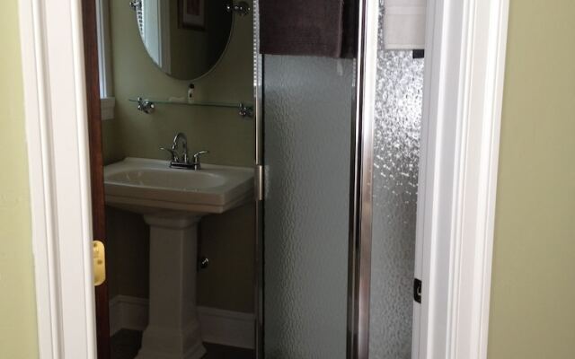 Red Lion Bed & Breakfast