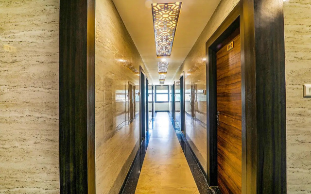 FabHotel Rudra Inn & Cafe I
