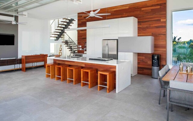 Luxury 3bdr Villa with Private Pool, Oceanview and Hotel Amenities v4