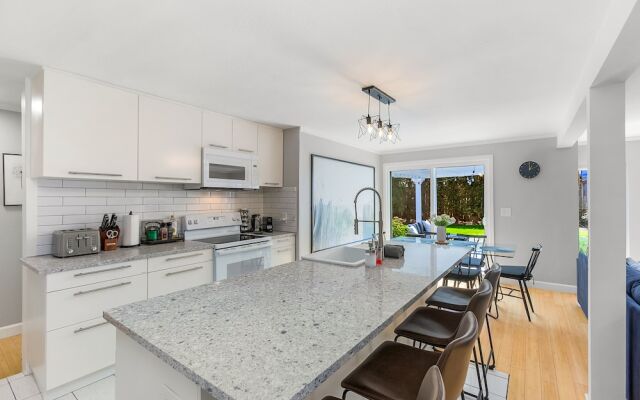 Bodur's Nest Whispering Garden