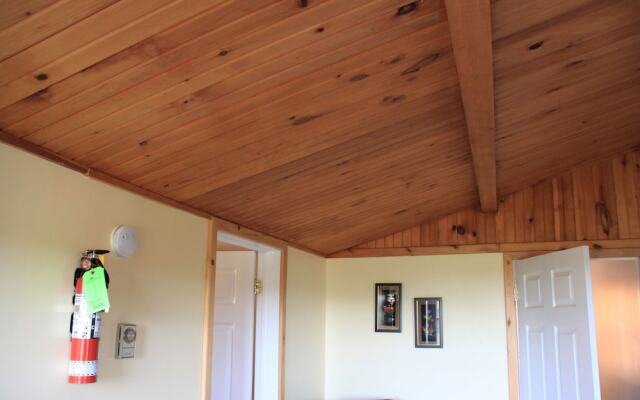 Rustico Acres Cottages