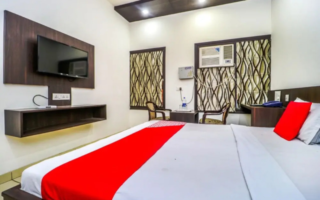Oyo 31023 Hotel Sartaj