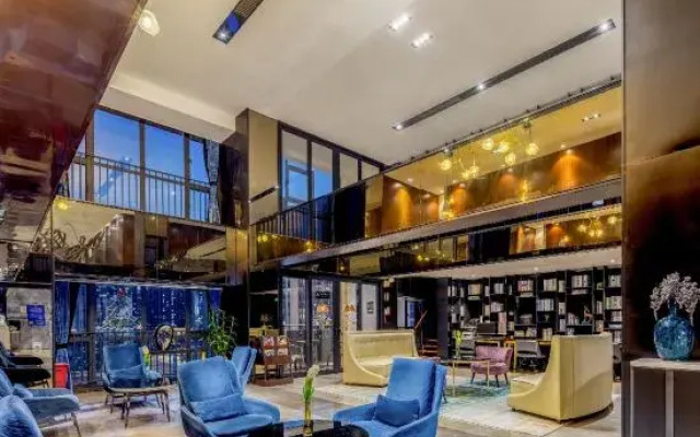 CNHOL Hotel (Shenzhen Bao'an Shiyan)