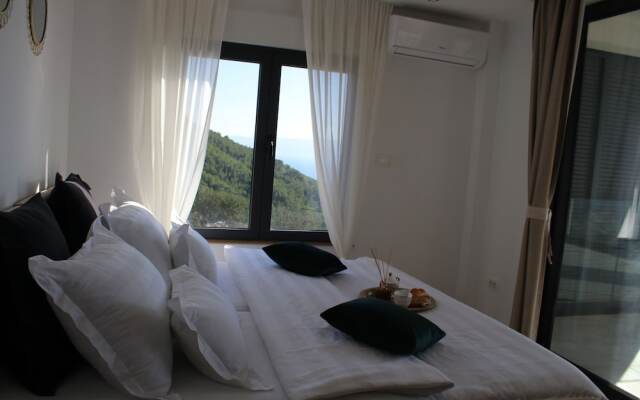 Royal Villa 2