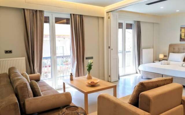 Luxurious Minimal Apartment in Acropolis