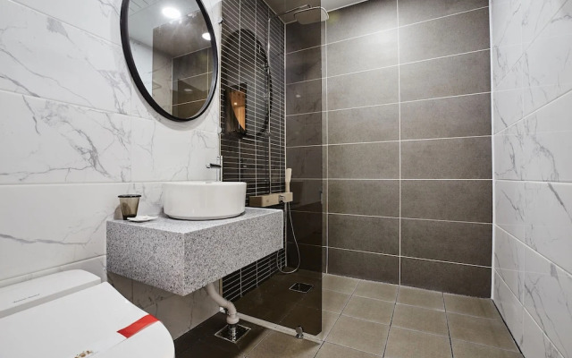 Noble Stay Hotel