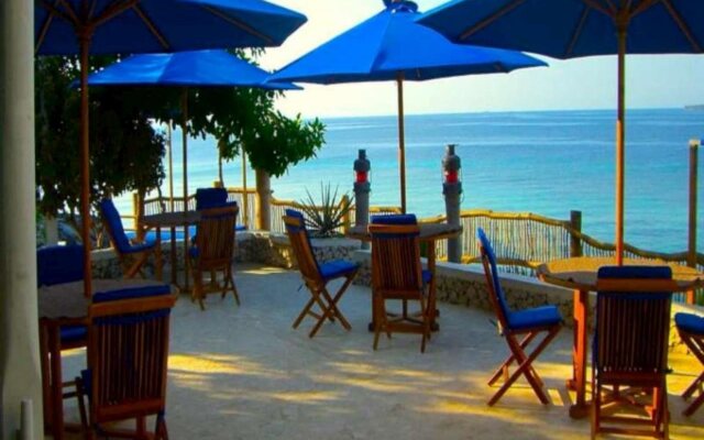 Amatoa Resort