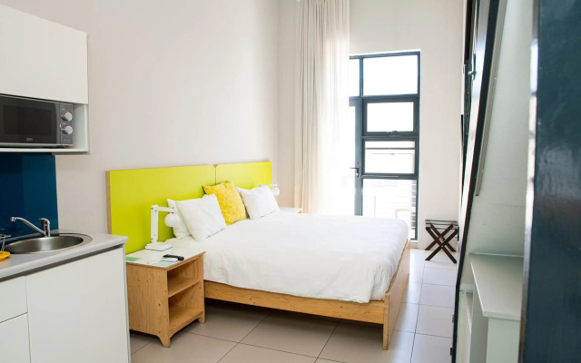 Mojo Hotel