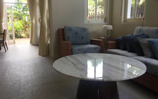 Baan Dhewaran Beachfront Villa