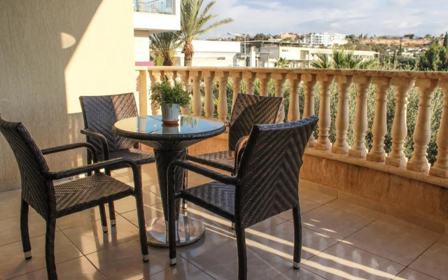 King's Gardens Apartment