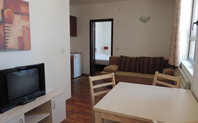 Gondola Apartments & Suites