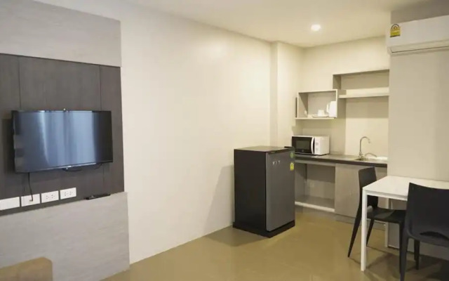 RoomQuest Sukhumvit 107