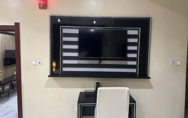 De Lords Resort Hotel & Suites