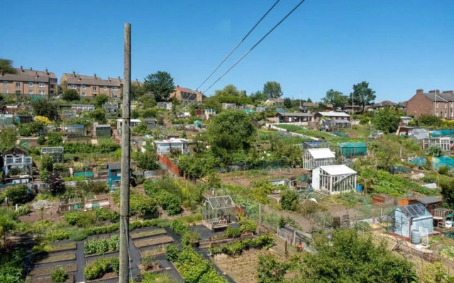 ☆ Bright, Modern West-End Apartment ☆