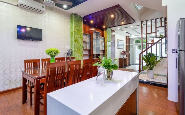 T P Luxury House