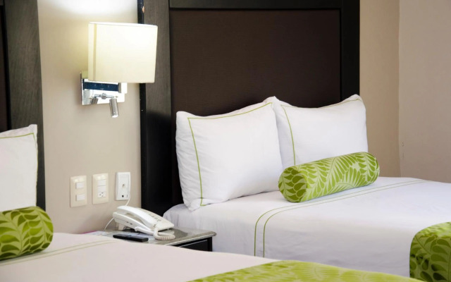 Plaza Camelinas Hotel