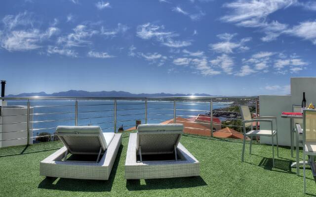 Sea Star Lodge