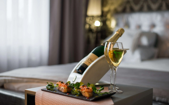 Radisson Hotel Gurugram Sohna Road City Center