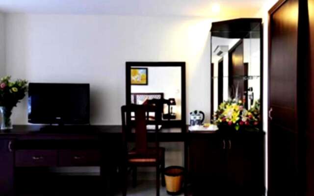 Kay Hotel Danang - Near Dragon Bridge