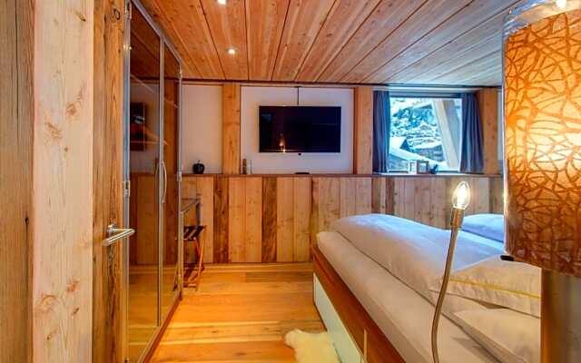 Backstage Hotel Chalet Rooms