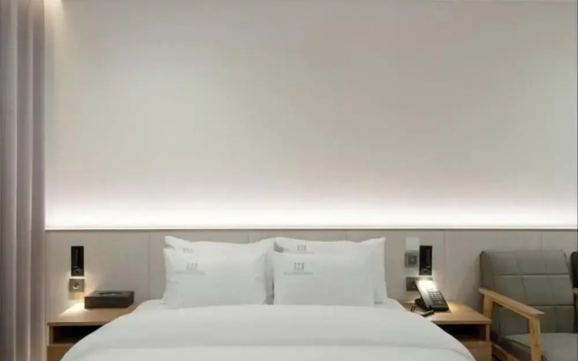 H Avenue Hotel Jeonju Terminal