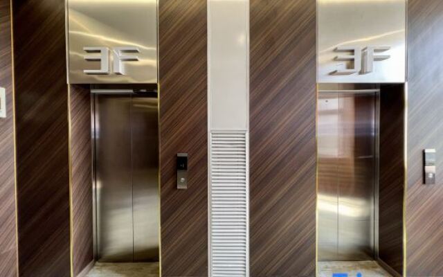 Sagamata Hotel (Beijing West Railway Station Liuliqiao Subway Station)