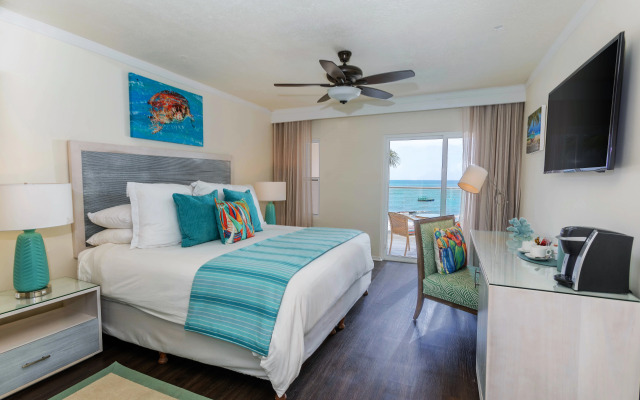 Sea Breeze Beach House by Ocean Hotels - All Inclusive
