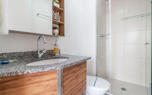 Apê iluminado e com vista alta no Brás