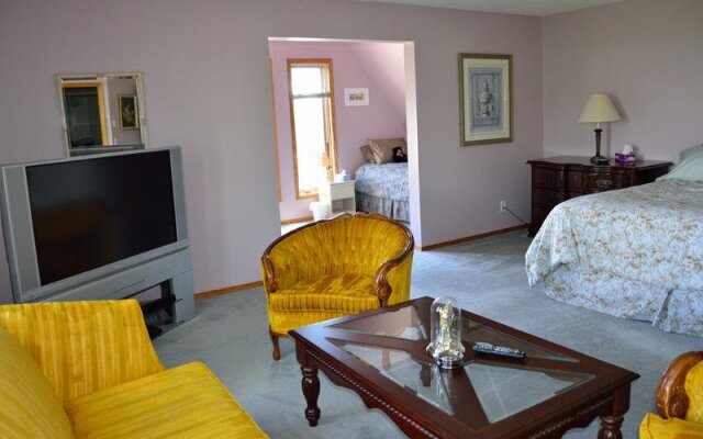 Gemstone Guest House and B&B